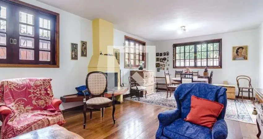 Casa com 3 quartos à venda na Rua Saramenha, 192, Sumaré, São Paulo