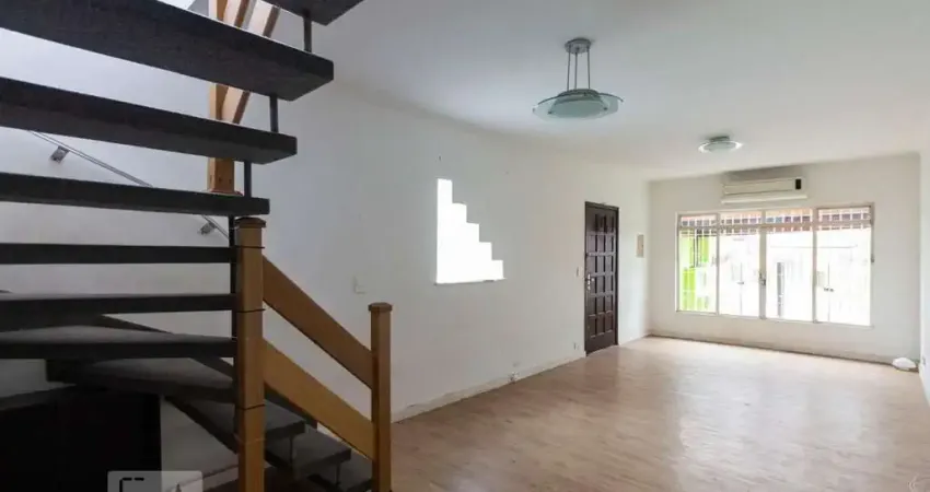 Casa à Venda - Chácara Inglesa, 3 Quartos,  180 m2