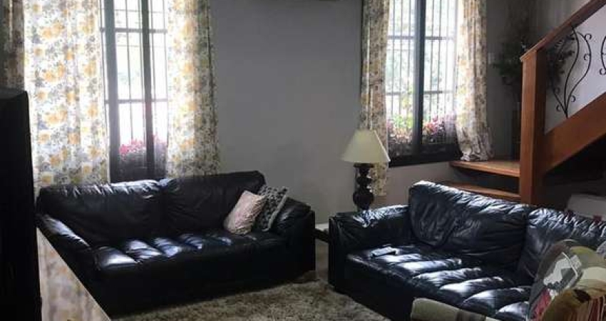 Casa à Venda - Portal do Morumbi, 4 Quartos,  210 m2