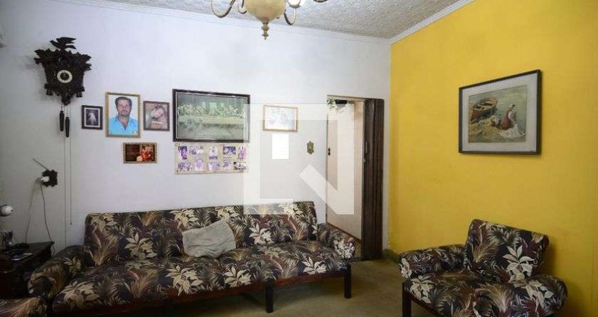Casa à Venda - Ipiranga, 3 Quartos,  200 m2
