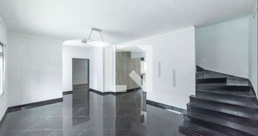 Casa à Venda - Bosque da Saúde, 4 Quartos,  250 m2