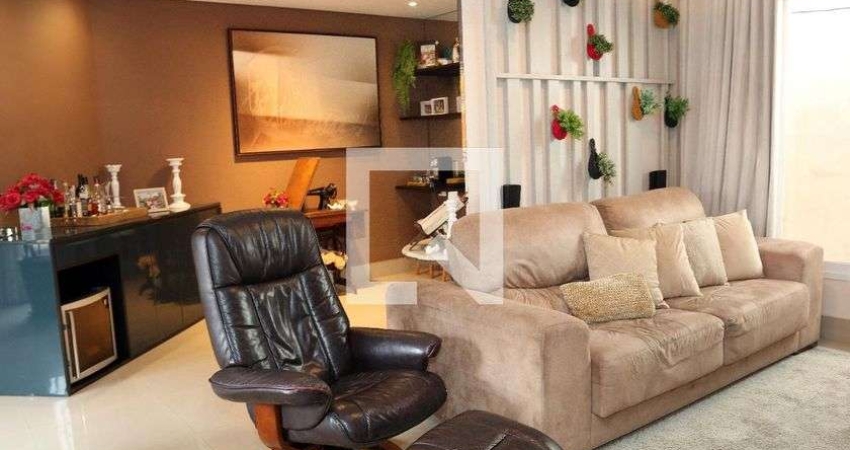 Casa à Venda - Planalto Paulista, 3 Quartos,  180 m2