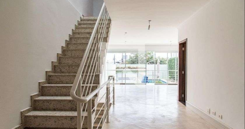 Casa à Venda - Ipiranga, 3 Quartos,  260 m2