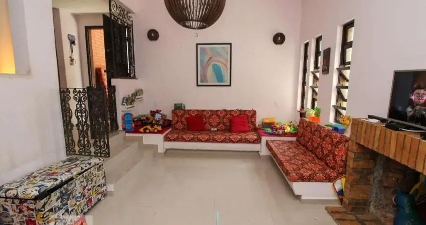 Casa à Venda - Planalto Paulista, 4 Quartos,  350 m2