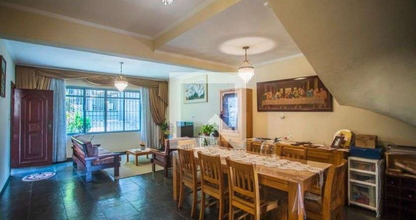 Casa à Venda - Chácara Inglesa, 3 Quartos,  200 m2