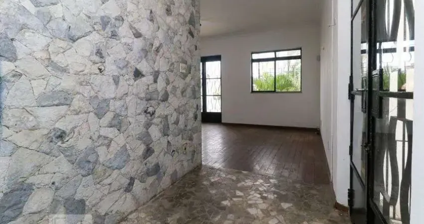Casa em condomínio fechado com 3 quartos à venda na Rua Capital Federal, 35, Sumaré, São Paulo