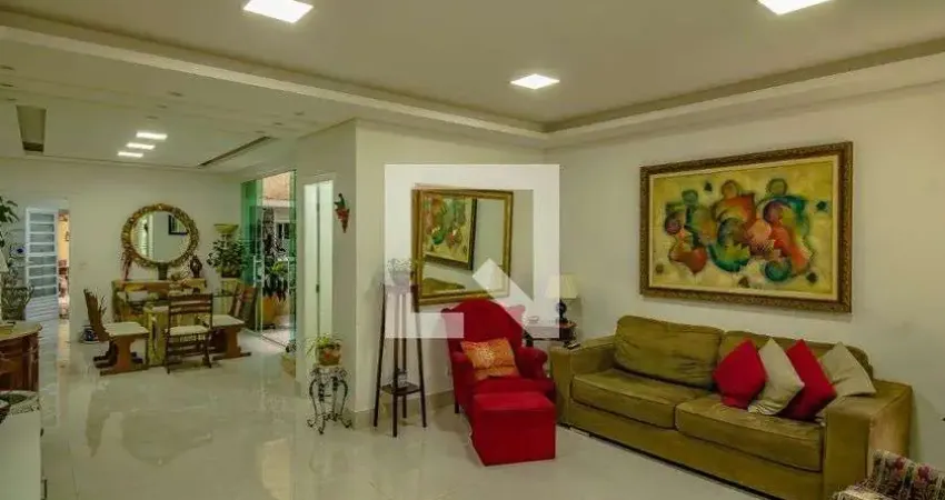 Casa à Venda - Chácara Inglesa, 4 Quartos,  152 m2