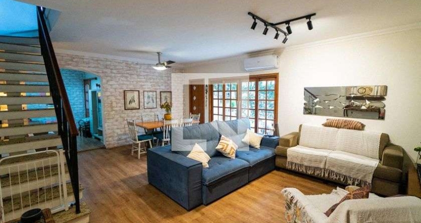 Casa à Venda - Planalto Paulista, 3 Quartos,  280 m2