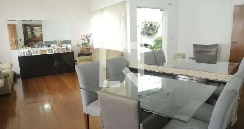 Casa à Venda - Chácara Inglesa, 5 Quartos,  330 m2
