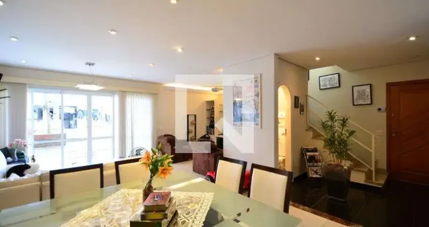 Casa à Venda - Planalto Paulista, 3 Quartos,  238 m2