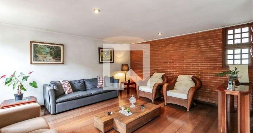 Casa à Venda - Panamby, 4 Quartos,  250 m2