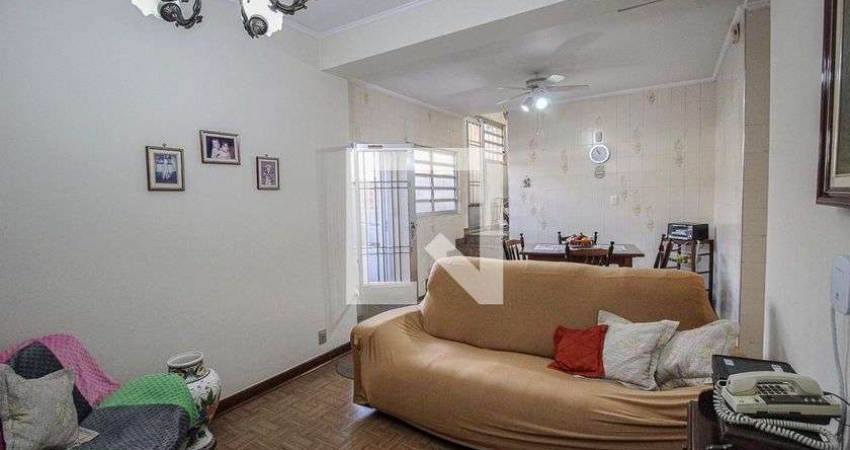 Casa à Venda - Ipiranga, 2 Quartos,  180 m2