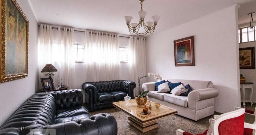 Casa à Venda - Planalto Paulista, 4 Quartos,  212 m2