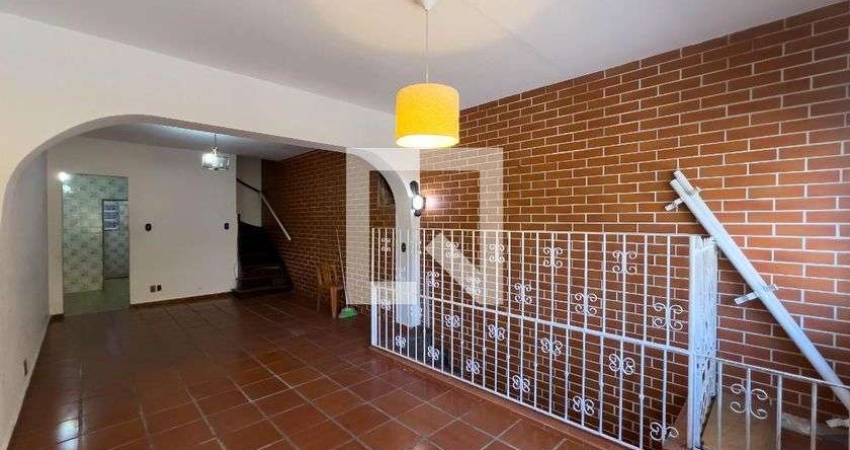 Casa à Venda - Ipiranga, 2 Quartos,  125 m2