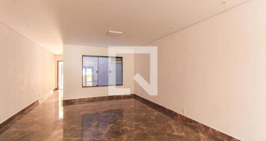 Casa à Venda - Mooca, 3 Quartos,  450 m2