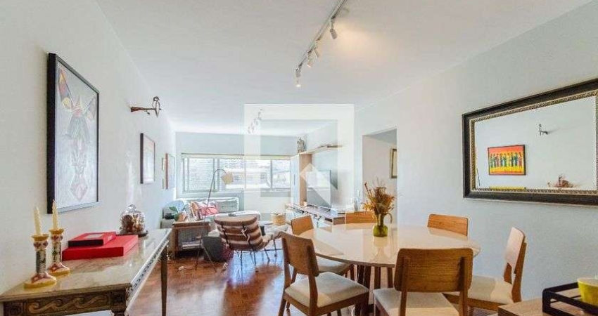 Apartamento à Venda - Vila Mariana, 3 Quartos,  135 m2