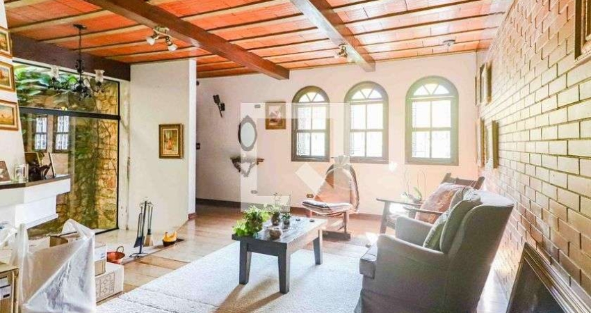 Casa com 3 quartos à venda na Rua Hugo Carotini, 165, Butantã, São Paulo