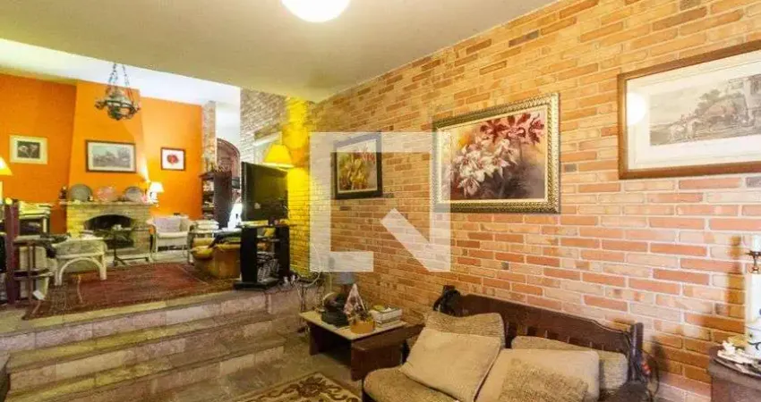 Casa com 2 quartos à venda na Rua Marechal Bina Machado, 115, Jardim Marajoara, São Paulo