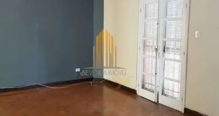 Sobrado de 186m² possui 2 dormitórios, 2 salas e 5 vagas, à venda na região de perdizes - são paulo.