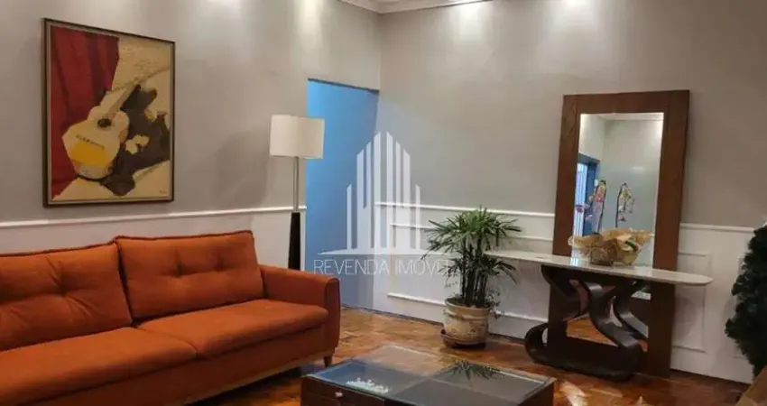 Casa à Venda em Perdizes, São Paulo-SP: 3 Quartos, 2 Suítes, 2 Banheiros, 130m² de Área