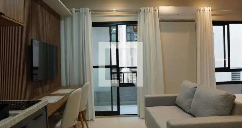 Kitnet / Stúdio à venda na Rua Cardeal Arcoverde, 857, Pinheiros, São Paulo