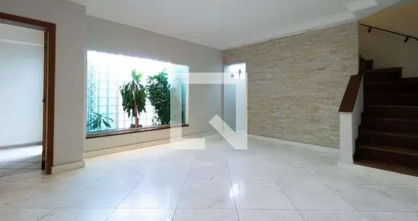 Casa com 2 quartos à venda na Praça Vila Graciosa, 218, Vila Santa Clara, São Paulo