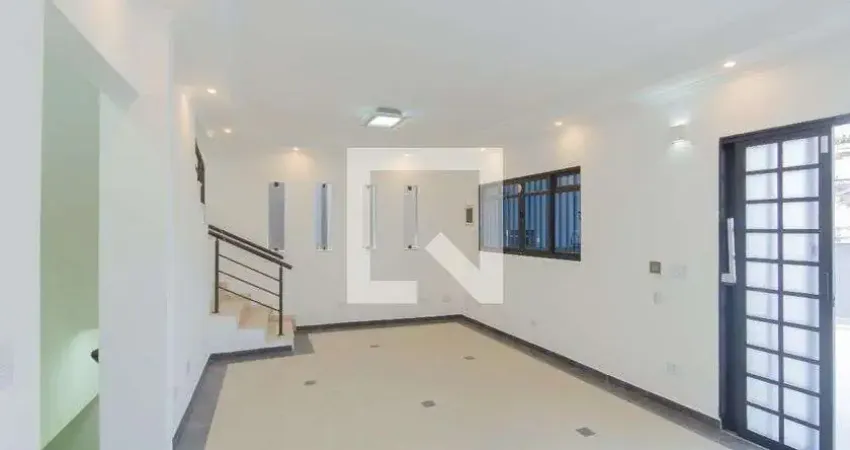 Casa com 3 quartos à venda na Rua Maranjaí, 218, Cambuci, São Paulo