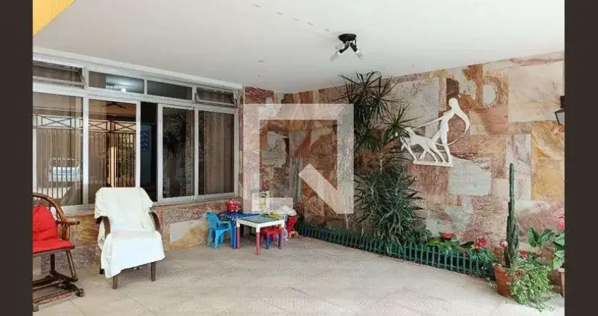 Casa com 4 quartos à venda na Rua Doutor Carlos René Egg, 33, Sumaré, São Paulo