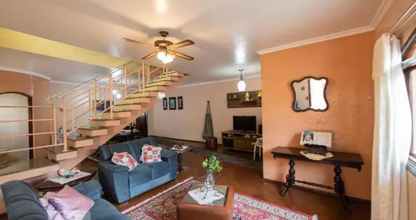 Casa com 3 quartos à venda na Rua São Pompônio, 235, Mooca, São Paulo