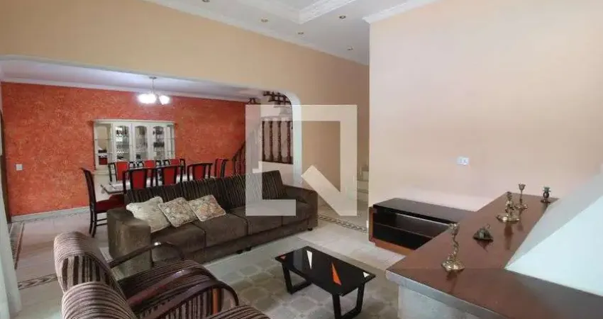 Casa com 3 quartos à venda na Rua Leonardo de Fássio, 500, Jardim Santa Helena, São Paulo