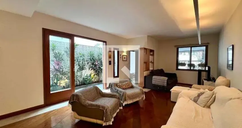 Casa com 3 quartos à venda na Rua Aurora Contieri, 144, Vila Madalena, São Paulo