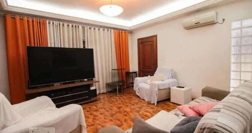 Casa com 2 quartos à venda na Rua Tomé Portes, 104, Água Fria, São Paulo