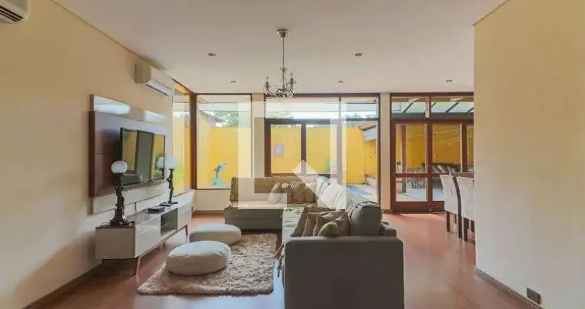 Casa com 5 quartos à venda na Rua Doutor Guilherme Spilborghs, 74, Cidade São Francisco, São Paulo