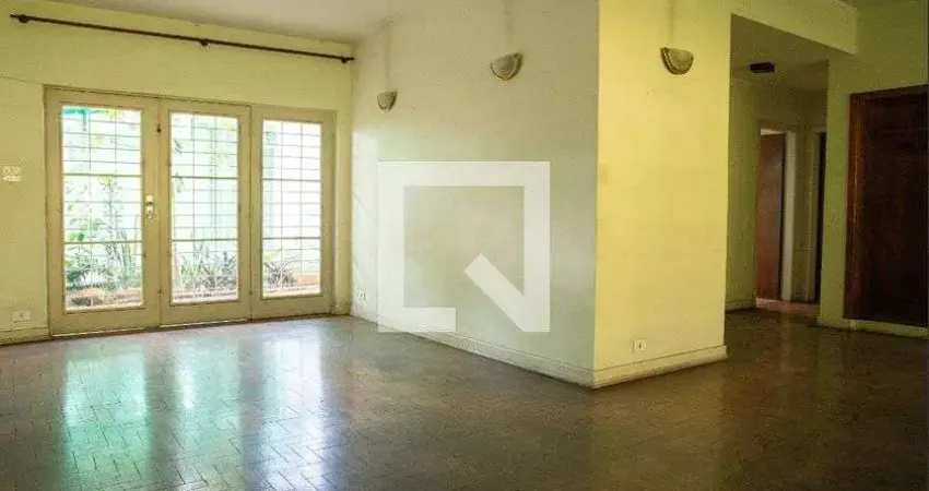 Casa com 4 quartos à venda na Rua Pio XI, 1071, Alto da Lapa, São Paulo