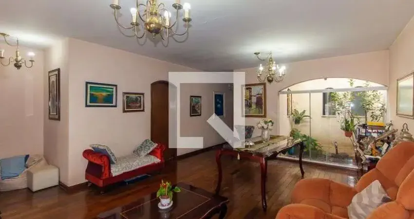 Casa com 4 quartos à venda na Rua Mário Augusto do Carmo, 231, Jardim Avelino, São Paulo