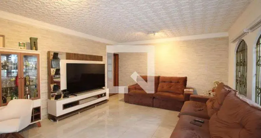 Casa com 3 quartos à venda na Rua Omachá, 254, Vila Ré, São Paulo