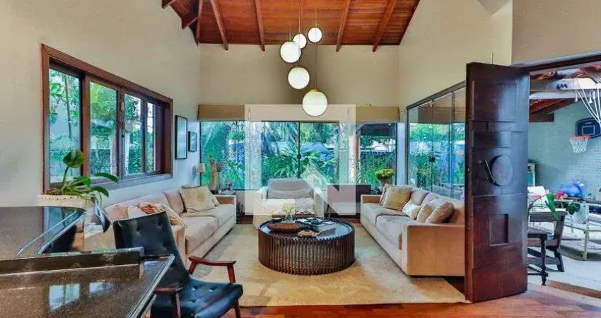 Casa com 4 quartos à venda na Rua Modesto Tavares de Lima, 170, Butantã, São Paulo