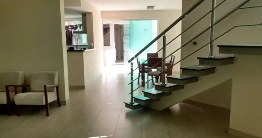 Bosque da saúde - sobrado de 302m² com 4 dormitórios, 3 suítes, 5 banheiros e 4 vagas.