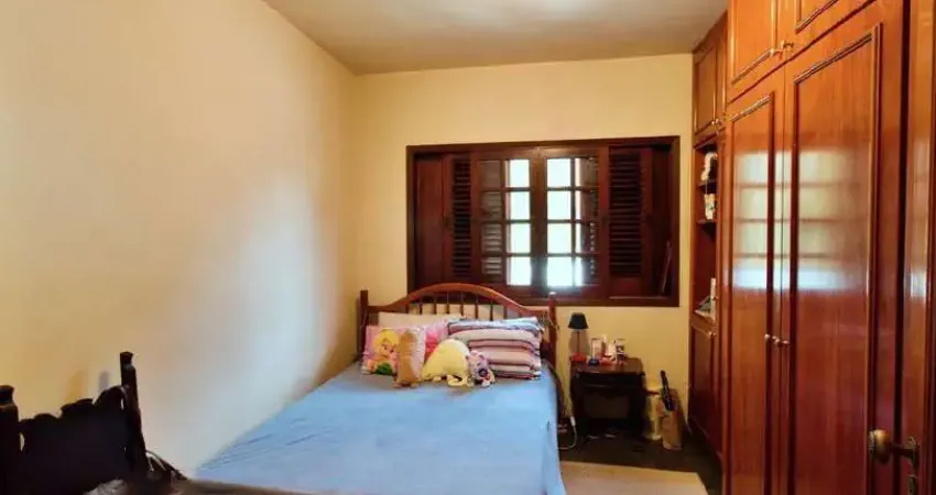 Casa de vila de luxo com 5 quartos e 4 suítes no Morumbi, São Paulo - SP: 600m² de puro requinte!