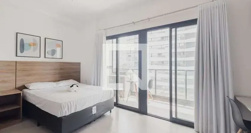 Kitnet / Stúdio à venda na Rua Capote Valente, 143, Pinheiros, São Paulo