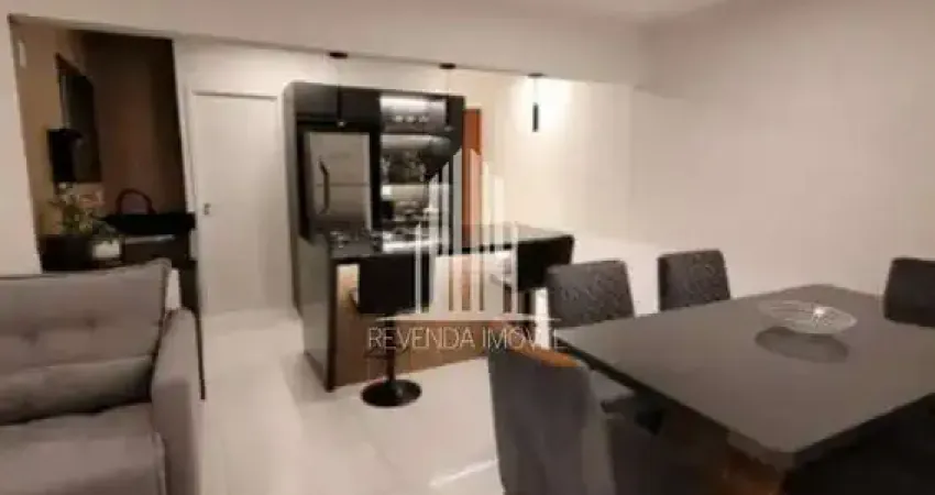 Apartamento à venda na Vila Olímpia, São Paulo-SP - 3 quartos, 2 banheiros, 1 vaga de garagem, 74m² de área.