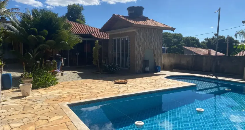 Chácara / sítio com 3 quartos à venda na Estrada Municipal Cerim, 139, Dona Catarina, Mairinque