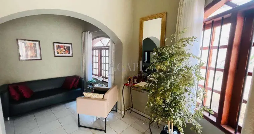Casa à venda em Artur Nogueira, Jardim Santo Amaro, com 5 quartos, com 208 m²