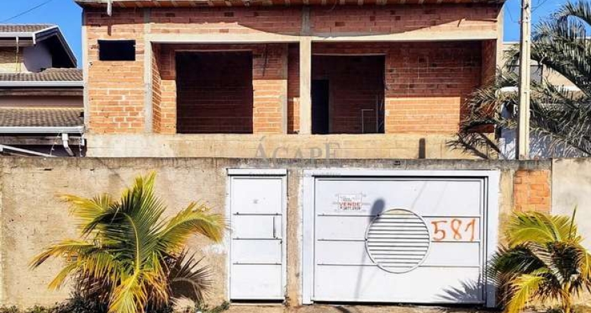 Sobrado à venda em Artur Nogueira, Parque das Flores, com 4 suítes, com 256 m²