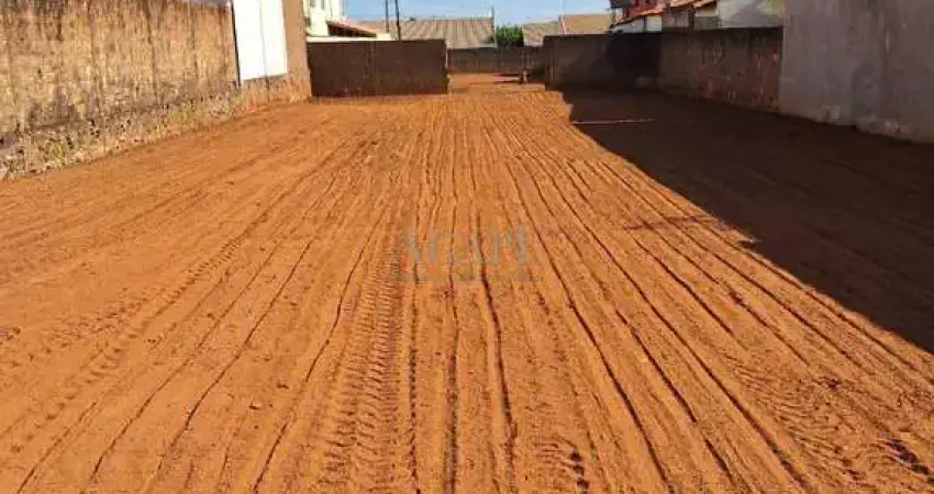 Terreno à venda em Artur Nogueira, Jardim Rezek I, com 520 m²