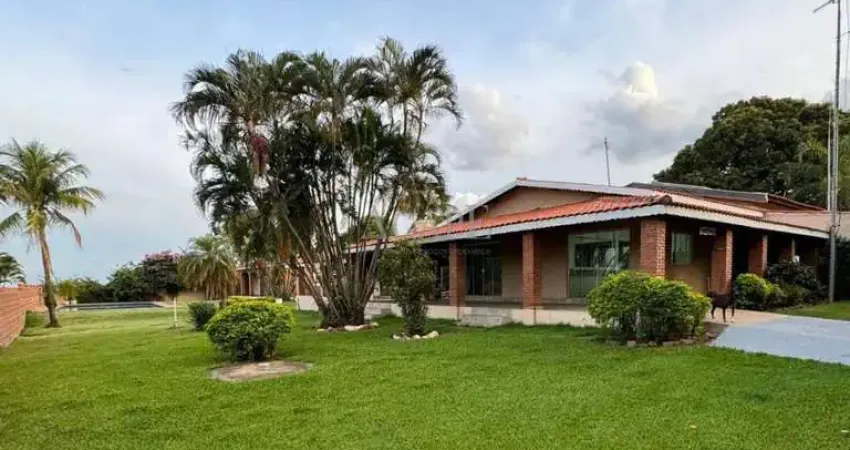 Chácara à venda em Cosmópolis, Área Rural de Cosmópolis, com 2 quartos, com 1319.35 m²