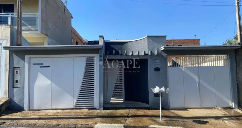 Casa à venda em Artur Nogueira, Parque das Flores, com 3 quartos, com 132 m²