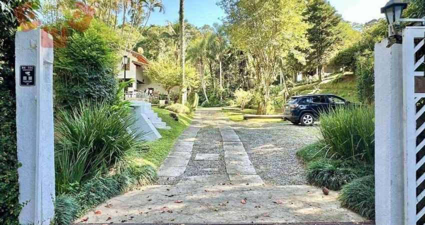 Casa em condomínio fechado com 3 quartos para alugar na Estrada do Capuava, Algarve, Cotia
