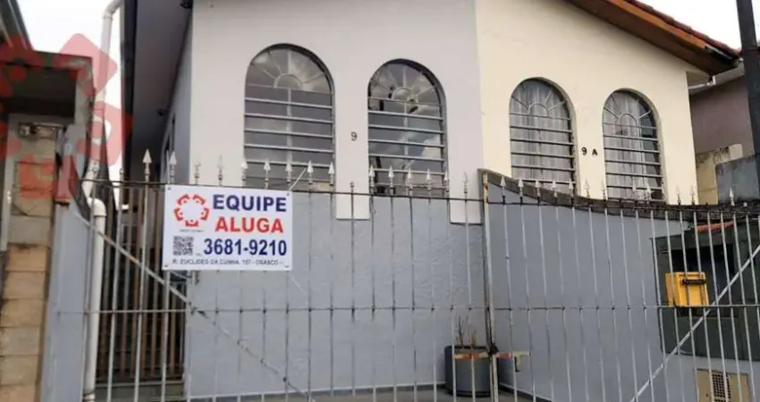 Casa com 2 dormitórios para alugar, 125 m² por R$ 1.981,00 - Santo Antônio - Osasco/SP