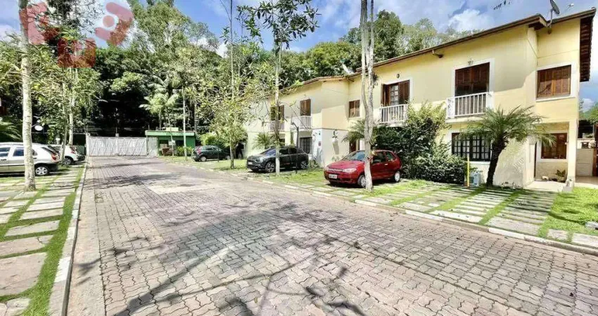 Sobrado com 3 dormitórios e suíte à venda na granja viana – quintal e 2 vagas